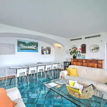Sleeps 12 With Pool And Air Con * Arienzo